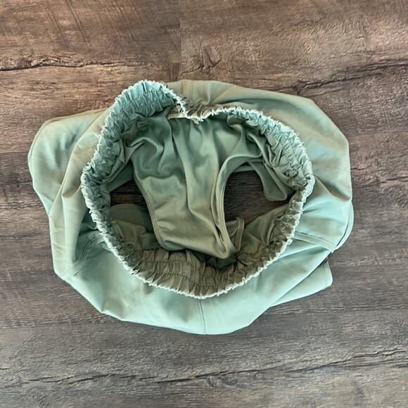 New In Large Sage Green Active Stretch Short - Picture 6 of 7